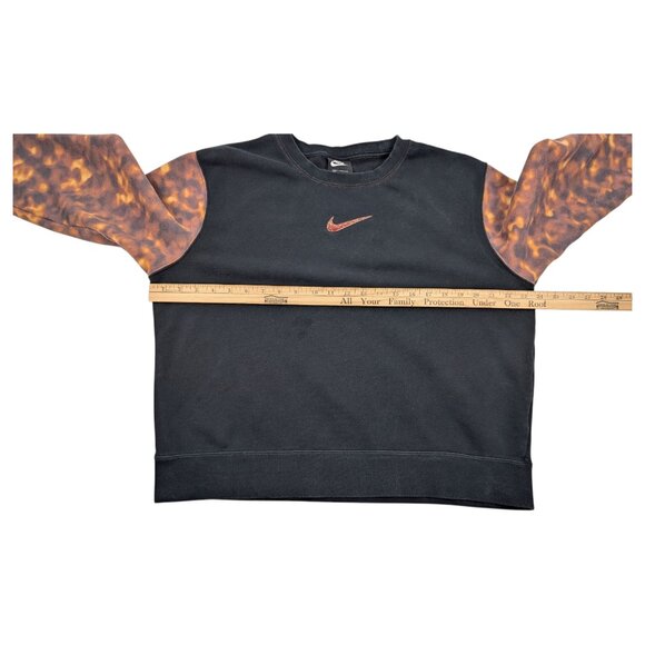 NIKE Center Swoosh Crew Neck sweatshirt Size M Black Fire Print Sleeve *READ - Picture 7 of 8